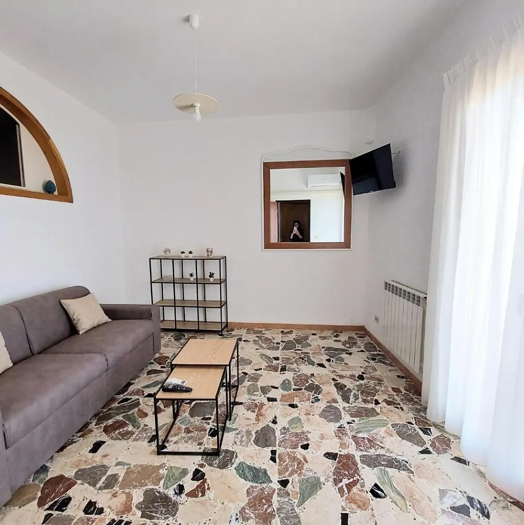 A Casa Dei Nonni Apartamento Giardini Naxos