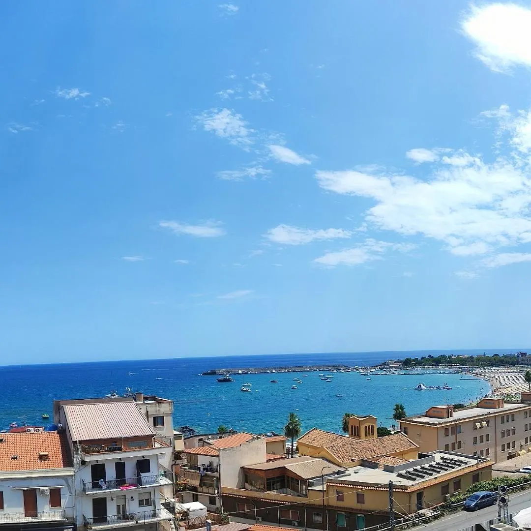 A Casa Dei Nonni Lejlighed Giardini Naxos 0*,  Italien